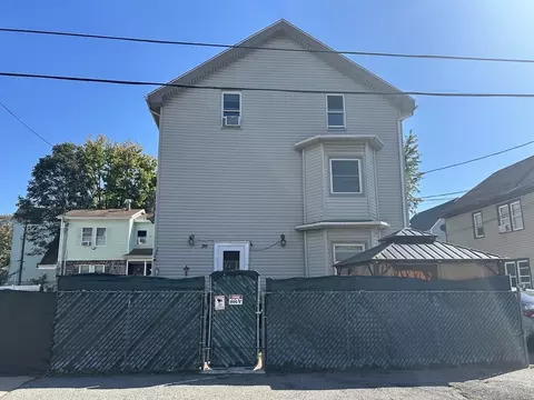 36 Garfield St, Central Falls, RI 02863