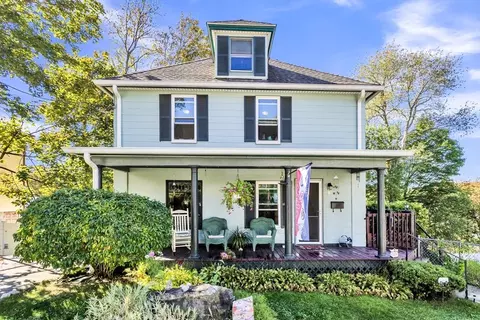 36 Laurier St, Worcester, MA 01603