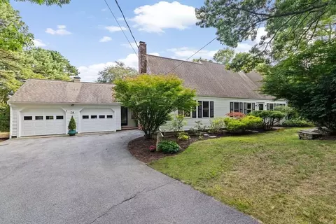 14 Anchor Dr, Plymouth, MA 02360