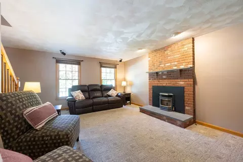 15 Ribero Dr, Franklin, MA 02038 photo 14