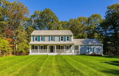 6 Macalister Dr, Northborough, MA 01532