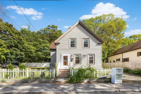 305 Franklin St, Braintree, MA 02184