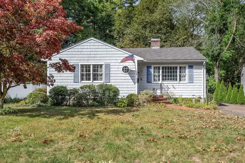 64 Forest Hill Ave, Lynnfield, MA 01940