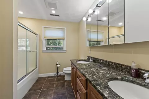 170 E Richardson Rd, Dracut, MA 01826 photo 24