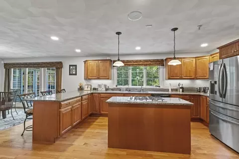 170 E Richardson Rd, Dracut, MA 01826 photo 10