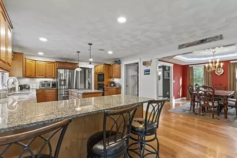 170 E Richardson Rd, Dracut, MA 01826 photo 8