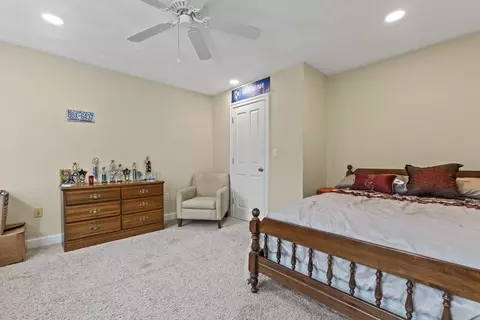 170 E Richardson Rd, Dracut, MA 01826 photo 18