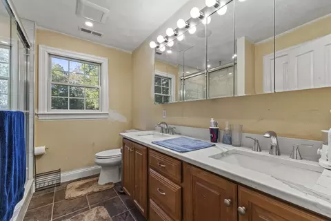 170 E Richardson Rd, Dracut, MA 01826 photo 21