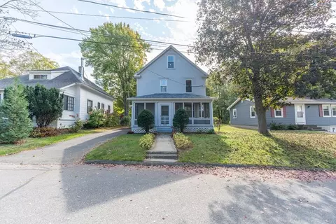 22 Pine St, Greenfield, MA 01301