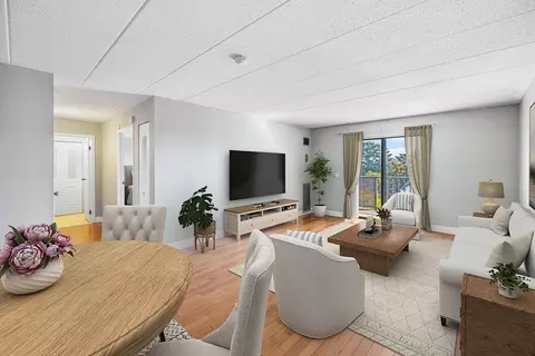 185 Quincy Shore Dr #65, Quincy, MA 02171