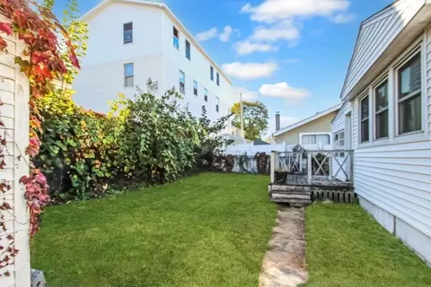 15 Swan Ave, Methuen, MA 01844