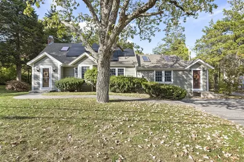 380 N Main St, Sharon, MA 02067
