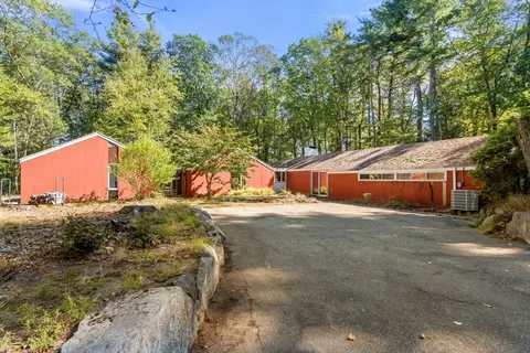 60 Baker Bridge Rd, Lincoln, MA 01773