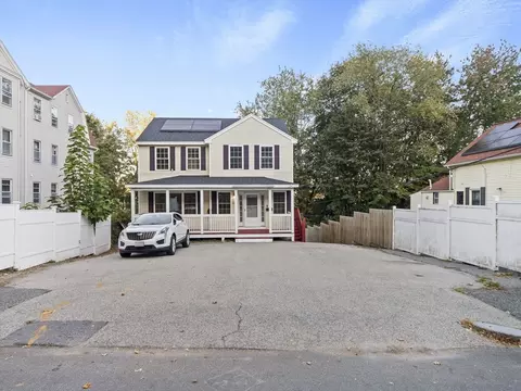 40 Lakewood St, Worcester, MA 01603