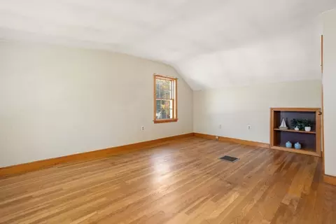 Bedroom - 57 Wescroft Rd, Reading, MA 01867 photo 2 of 5