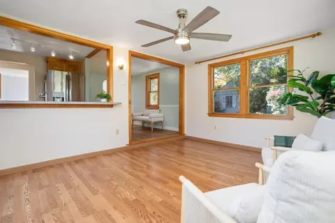 Living - 57 Wescroft Rd, Reading, MA 01867 photo 6 of 7