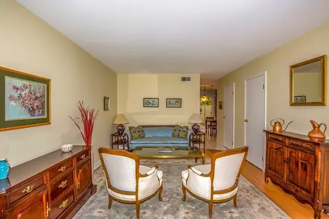 52 Smithfield Ct #52, Springfield, MA 01108 photo 5