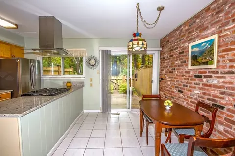 52 Smithfield Ct #52, Springfield, MA 01108 photo 9