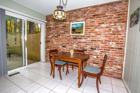 52 Smithfield Ct #52, Springfield, MA 01108 photo 14