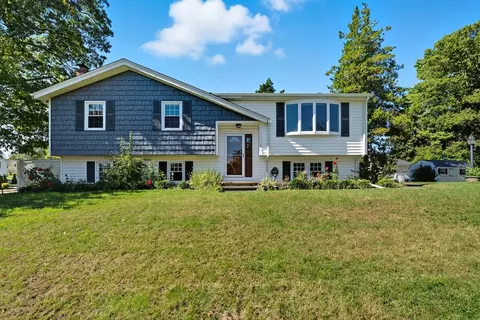 6 White Way, Stoughton, MA 02072
