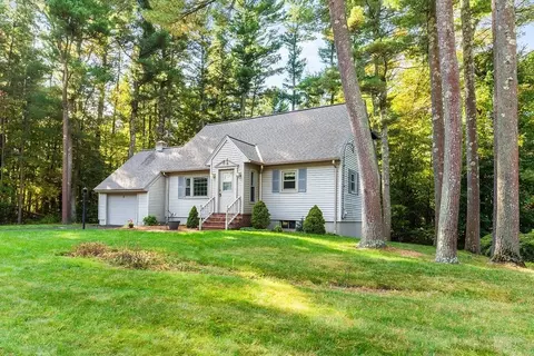 5 Pineview Ter, Mansfield, MA 02048 photo 2