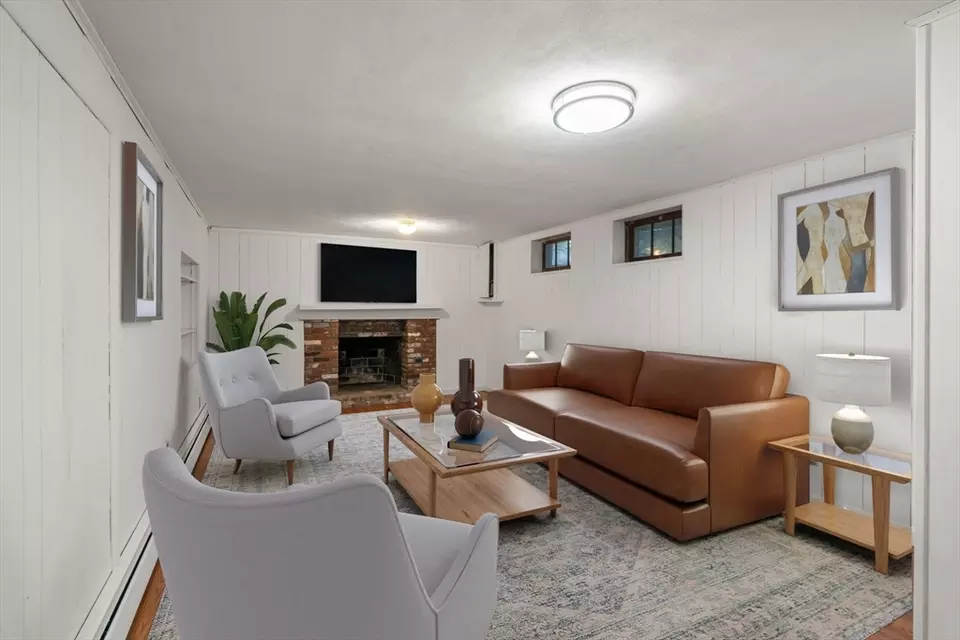 Living - 102 Smith Dr, Westwood, MA 02090 photo 3 of 5