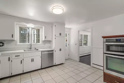 Kitchen - 102 Smith Dr, Westwood, MA 02090 photo 1 of 2