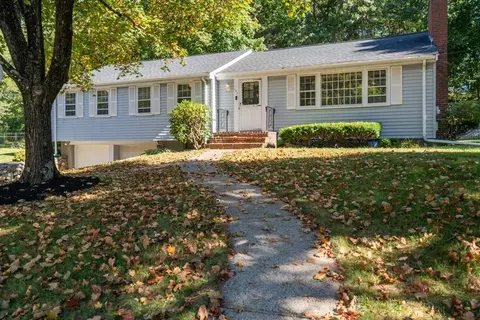 Exterior - 102 Smith Dr, Westwood, MA 02090 photo 1 of 8