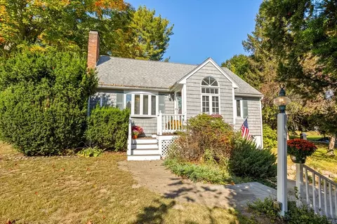 4 Powers Rd, Littleton, MA 01460