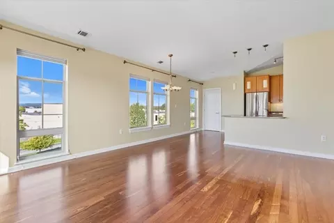 4 Repton Cir #4410, Watertown, MA 02472