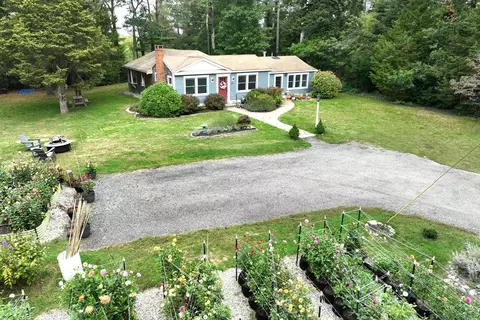 231 Main St, Kingston, MA 02364