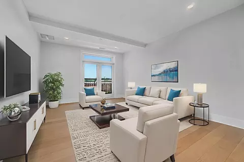62 Foundry St #414, Wakefield, MA 01880