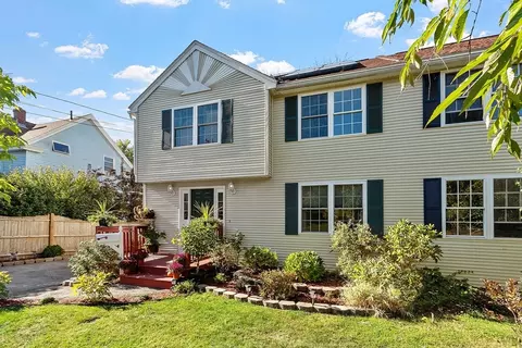 104 Keeley St #A, Haverhill, MA 01830
