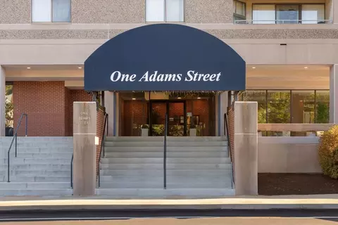 1 Adams St #502, Quincy, MA 02169