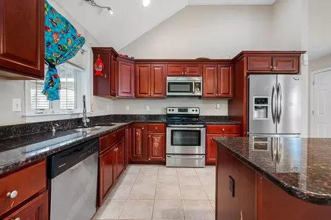 13 Fatima Ln, Worcester, MA 01606 photo 9