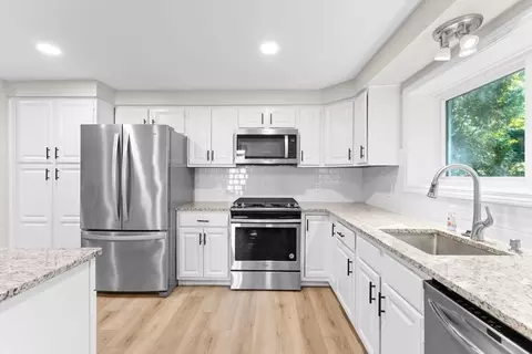 7 Hibernia Ln #7, Salem, MA 01970