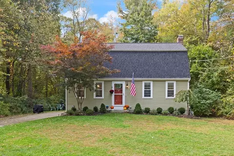 9 Shagbark Rd, Easton, MA 02356