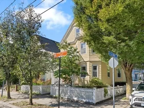 61 Cameron Ave, Somerville, MA 02144