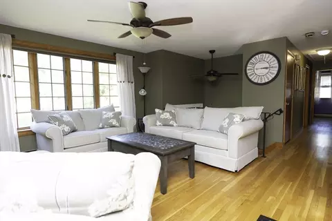 21 Laurel Ln, Raynham, MA 02767 photo 11