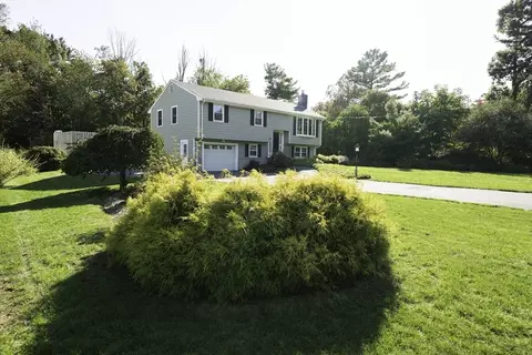 21 Laurel Ln, Raynham, MA 02767 photo 4