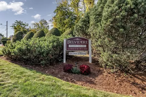 96 Park Ave W #A4, Lowell, MA 01852