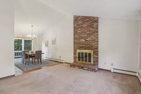 8 Glenn Dr, Maynard, MA 01754 photo 3