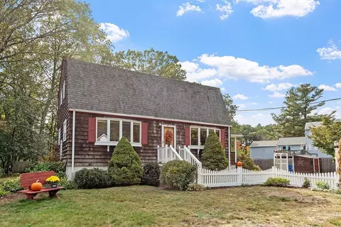 37 Porter St, Billerica, MA 01821