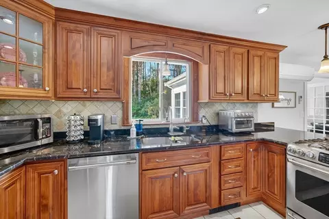 13 Fairway Dr, Acushnet, MA 02743 photo 13