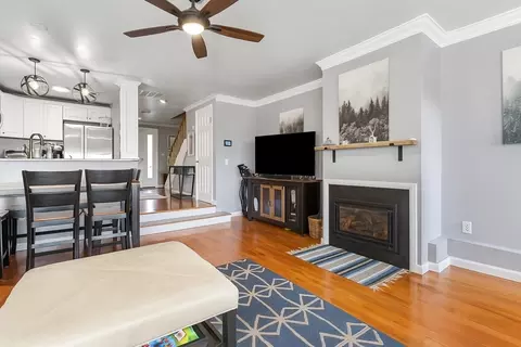 20 Westcliff Dr #20, Plymouth, MA 02360