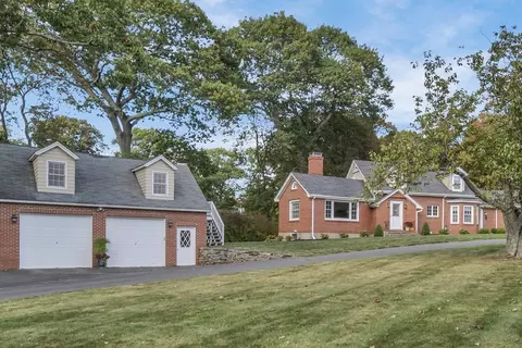 27 Burley Farm Rd, Danvers, MA 01923