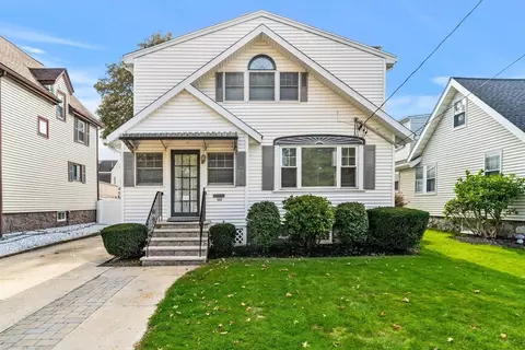 166 Essex St, Saugus, MA 01906