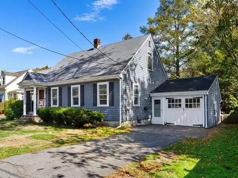 54 Lassell St, Wakefield, MA 01880