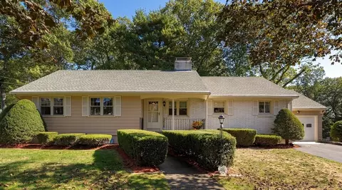 39 Walsh Ave, Stoneham, MA 02180