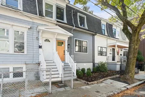 54 Oak St, Somerville, MA 02143
